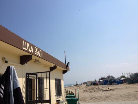 Luna Beach