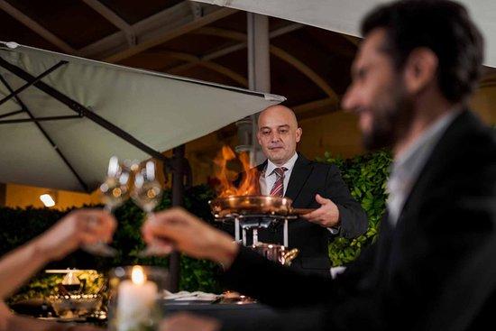 Seven Restaurant Lounge Bar