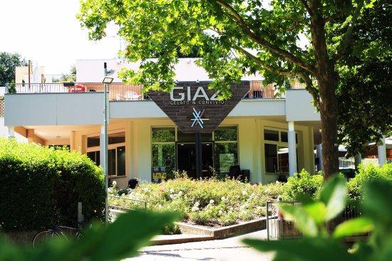Giaz Gelato & Convivio