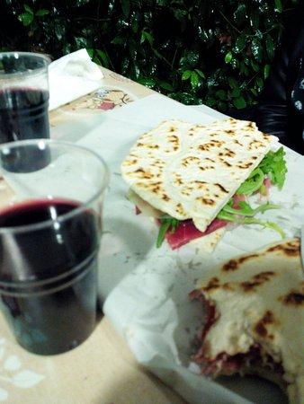 Piadineria Piscaglia Ettore E Tesaura