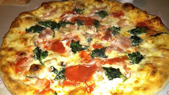 Salsa Caliente Pizzeria