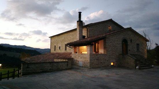 Agriturismo Acero Rosso