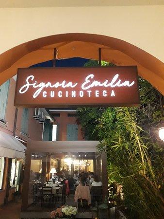 Signora Emilia