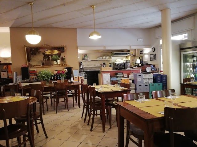 Pane E Panelle