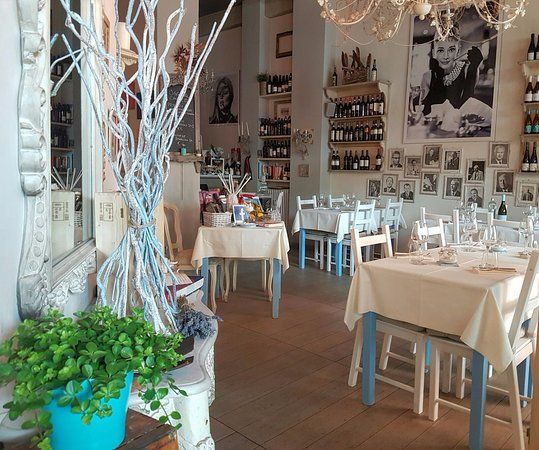La Piazzetta Ristorante