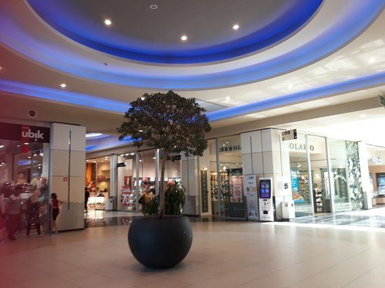 Centro Commerciale Puntadiferro
